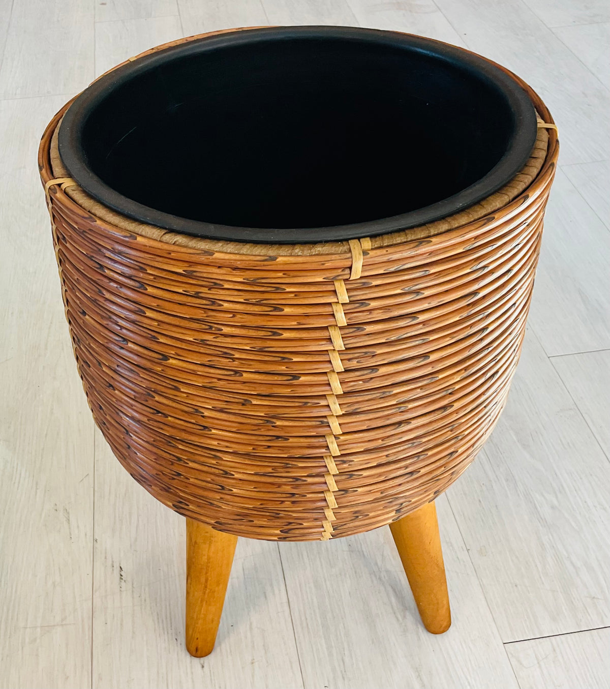 Woven Wicker Stand Planter