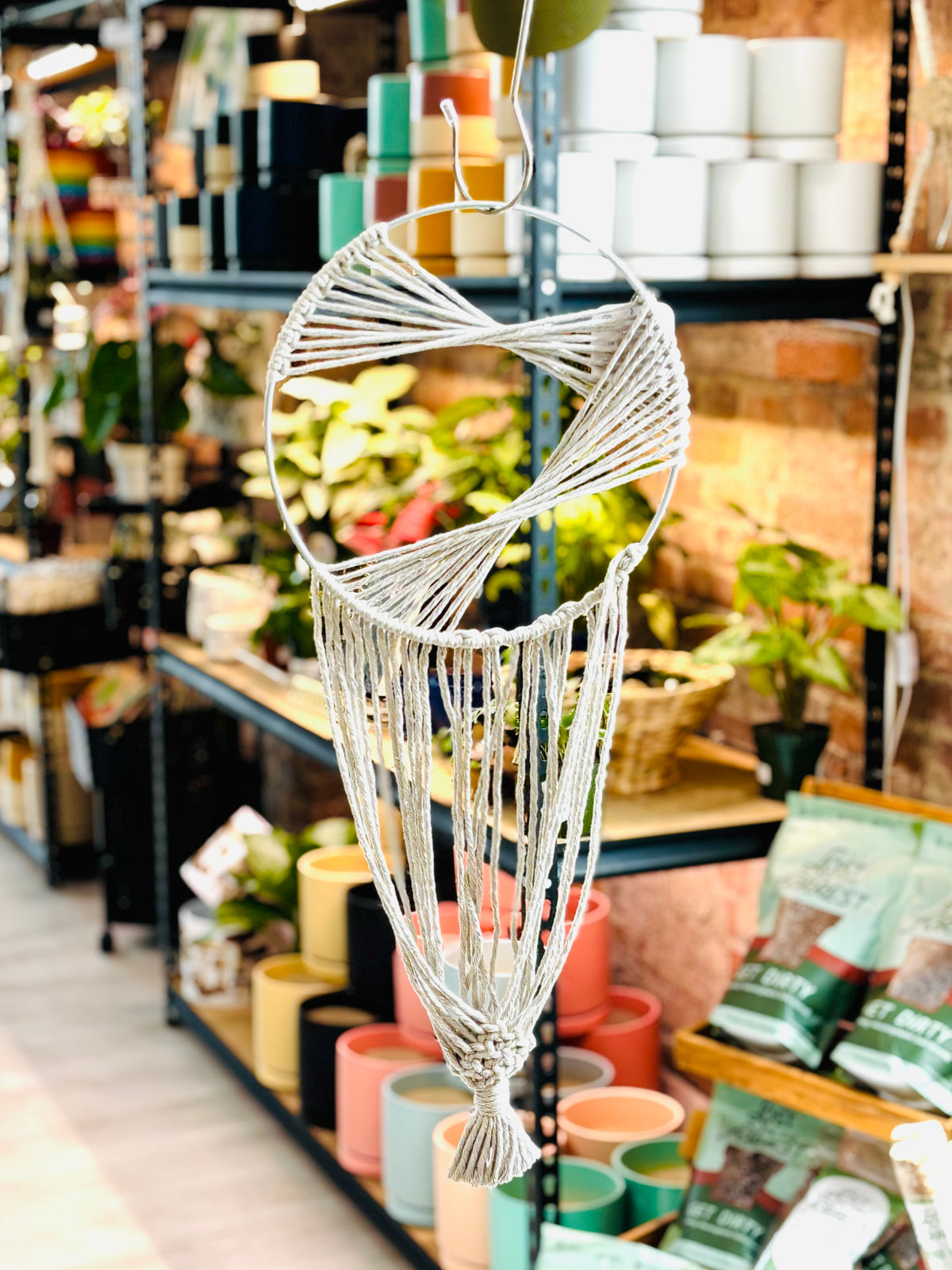 The Shine Effect - Macrame Circle Plant Holder