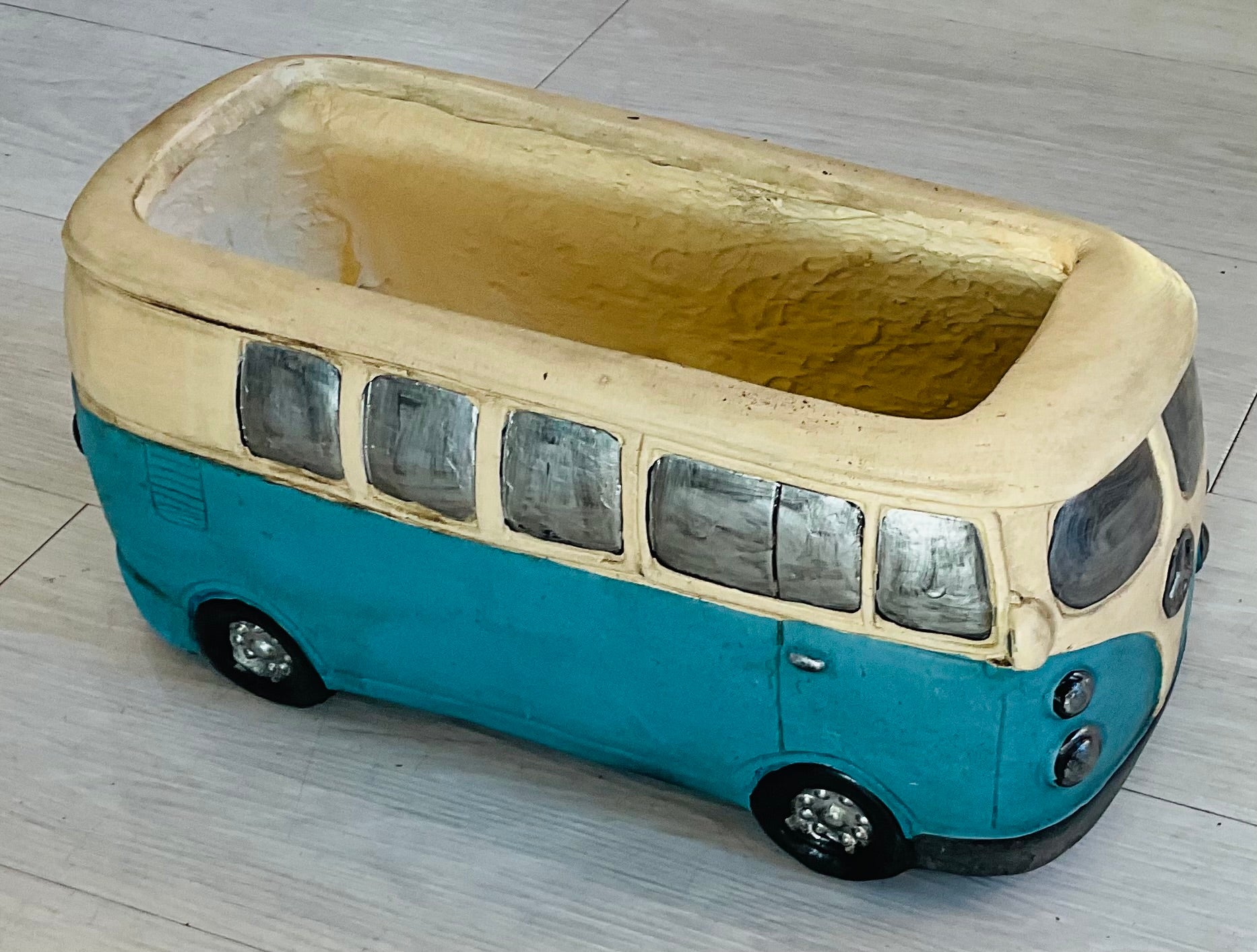 VW Bus Planter – SoCal Soul Plants & Gifts