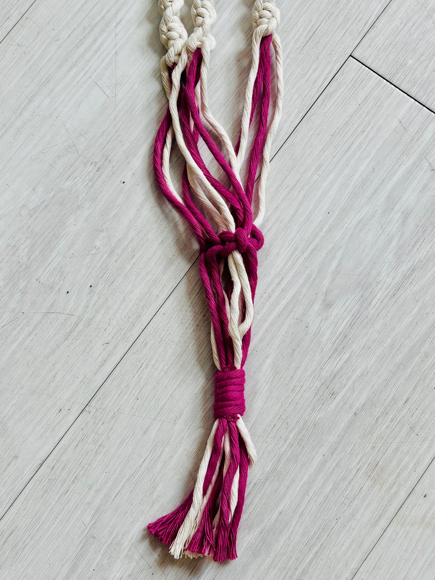 The Shine Effect - Macrame Plant Holder - Large Twisted