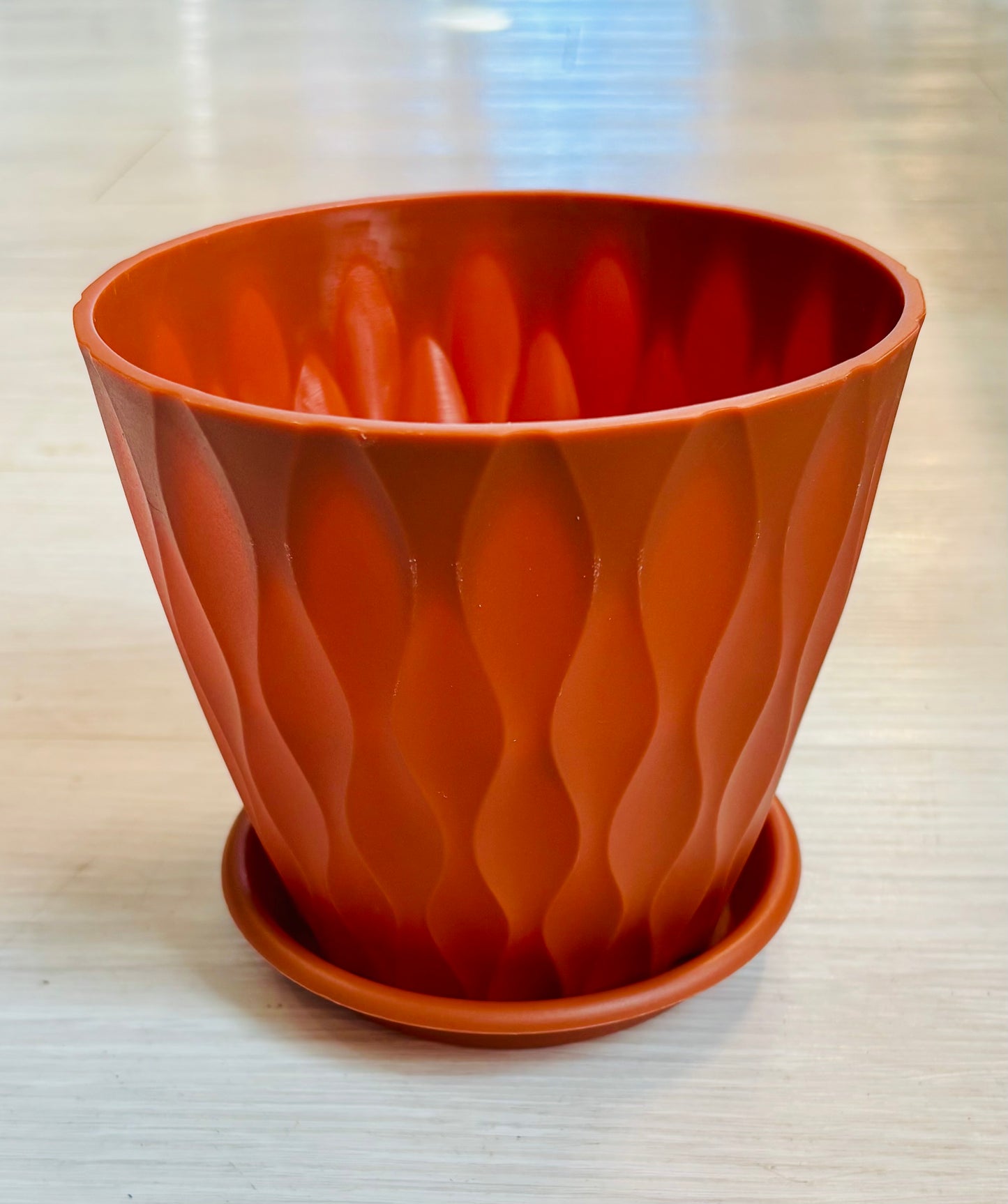 Wave Pot 6"