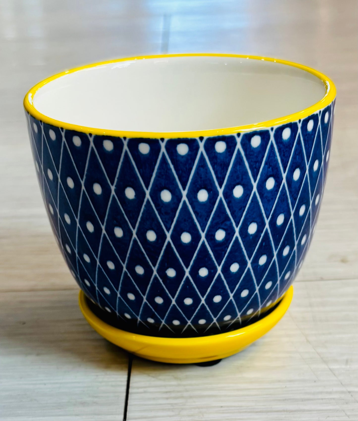 Dual-Tone Pots