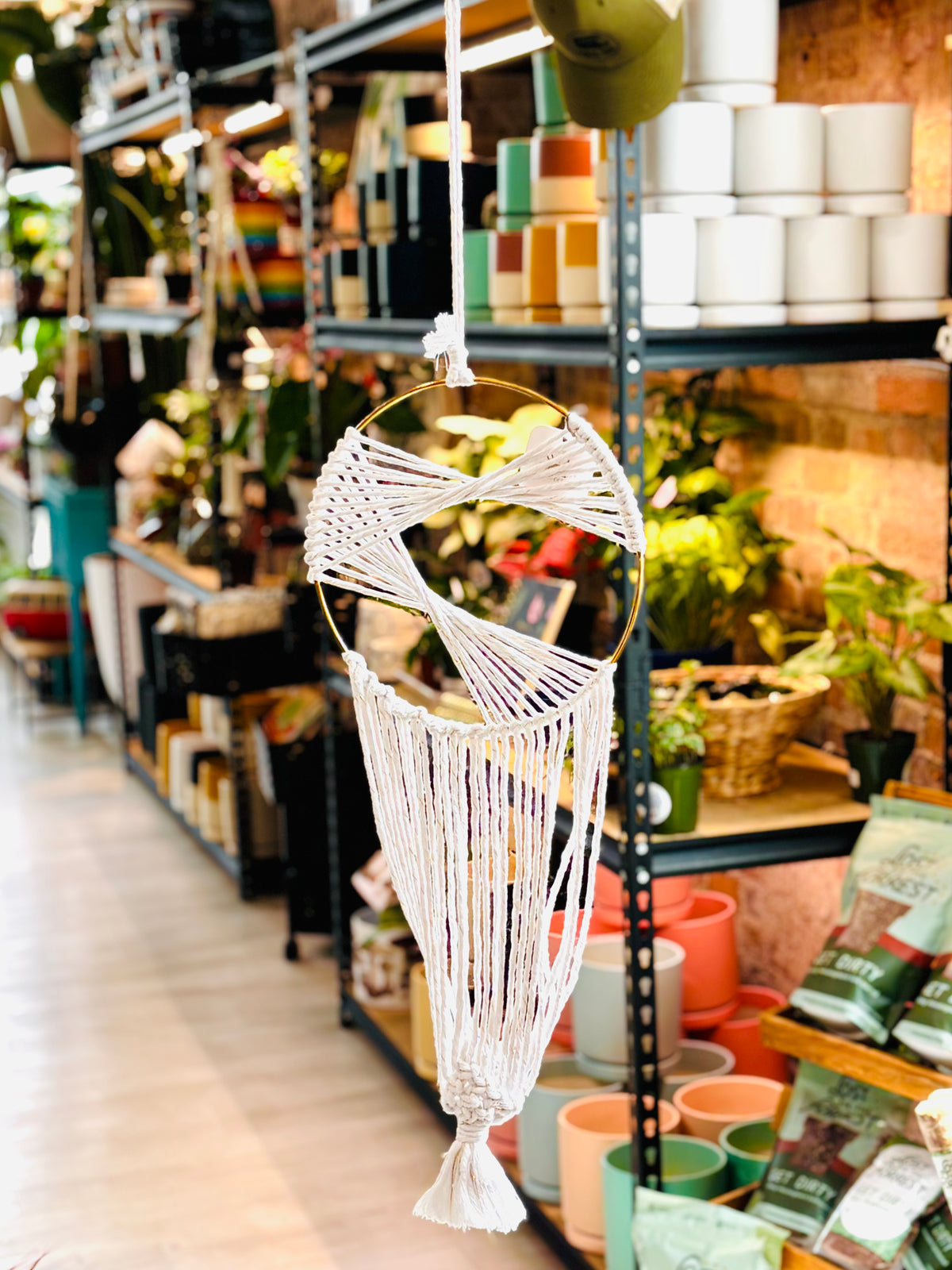 The Shine Effect - Macrame Circle Plant Holder