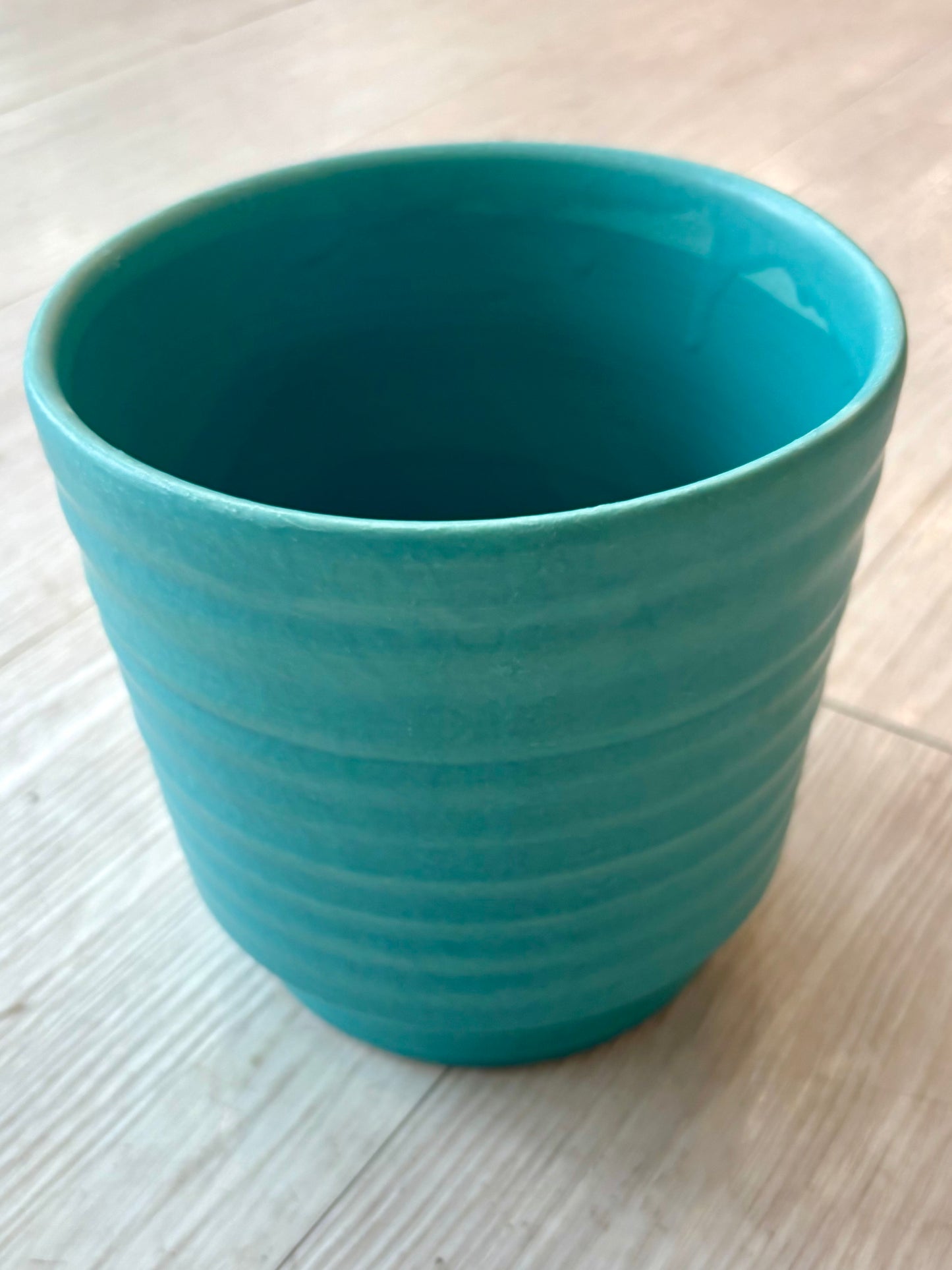 Ribbed Planter