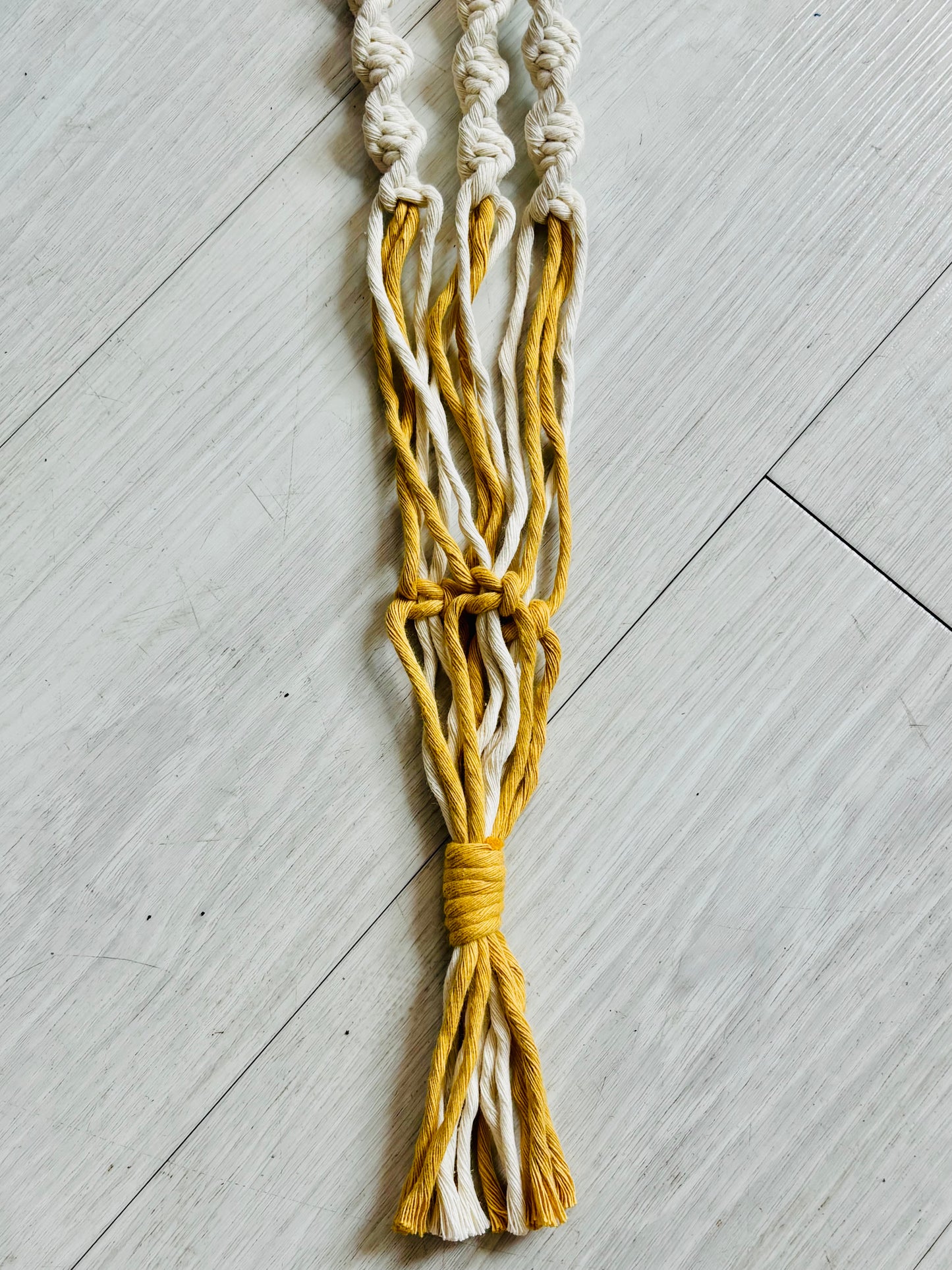 The Shine Effect - Macrame Plant Holder - Large Twisted