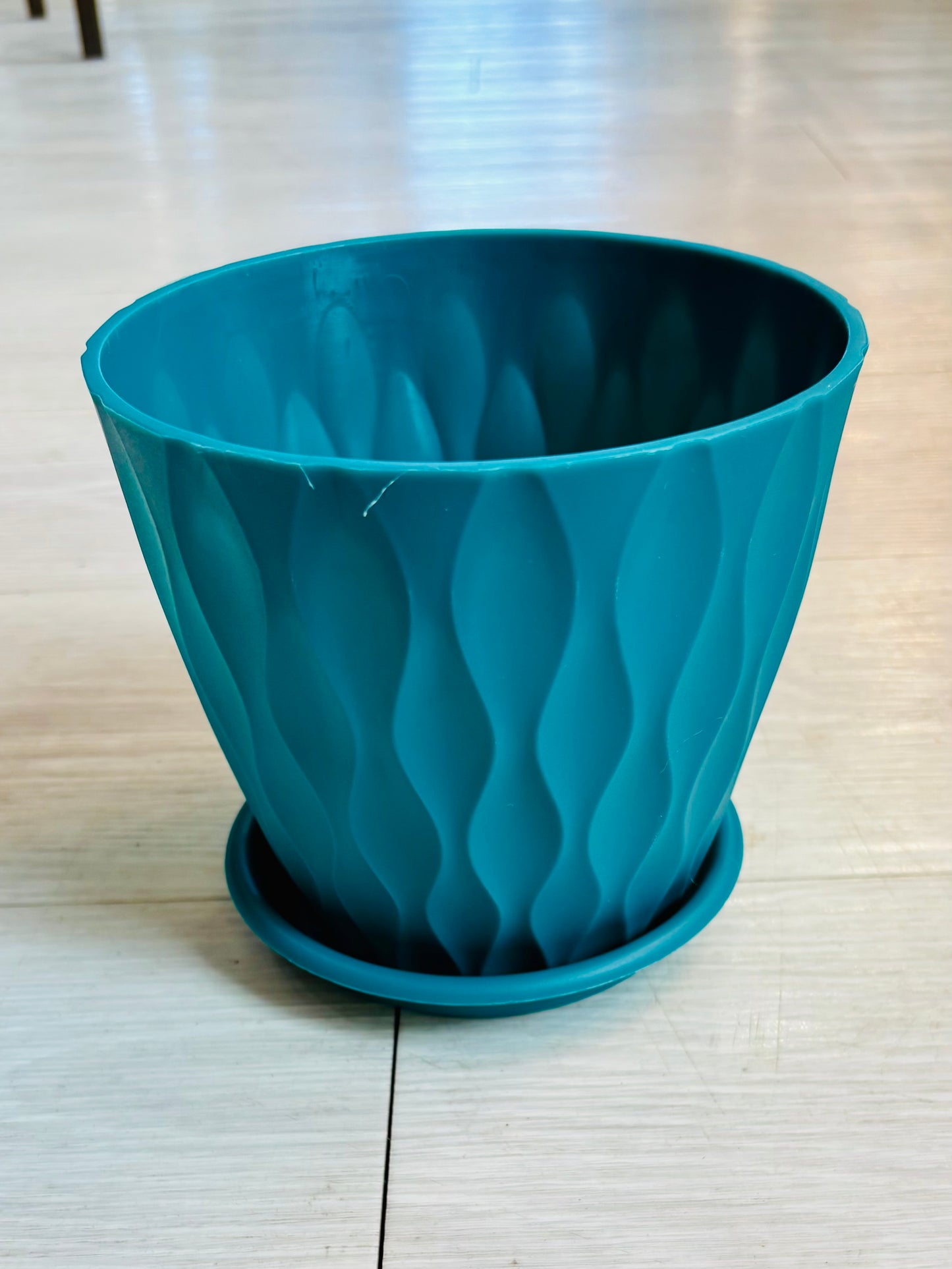 Wave Pot 6"