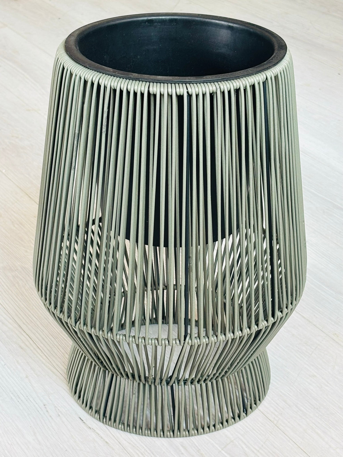 Tapered Rope Planter