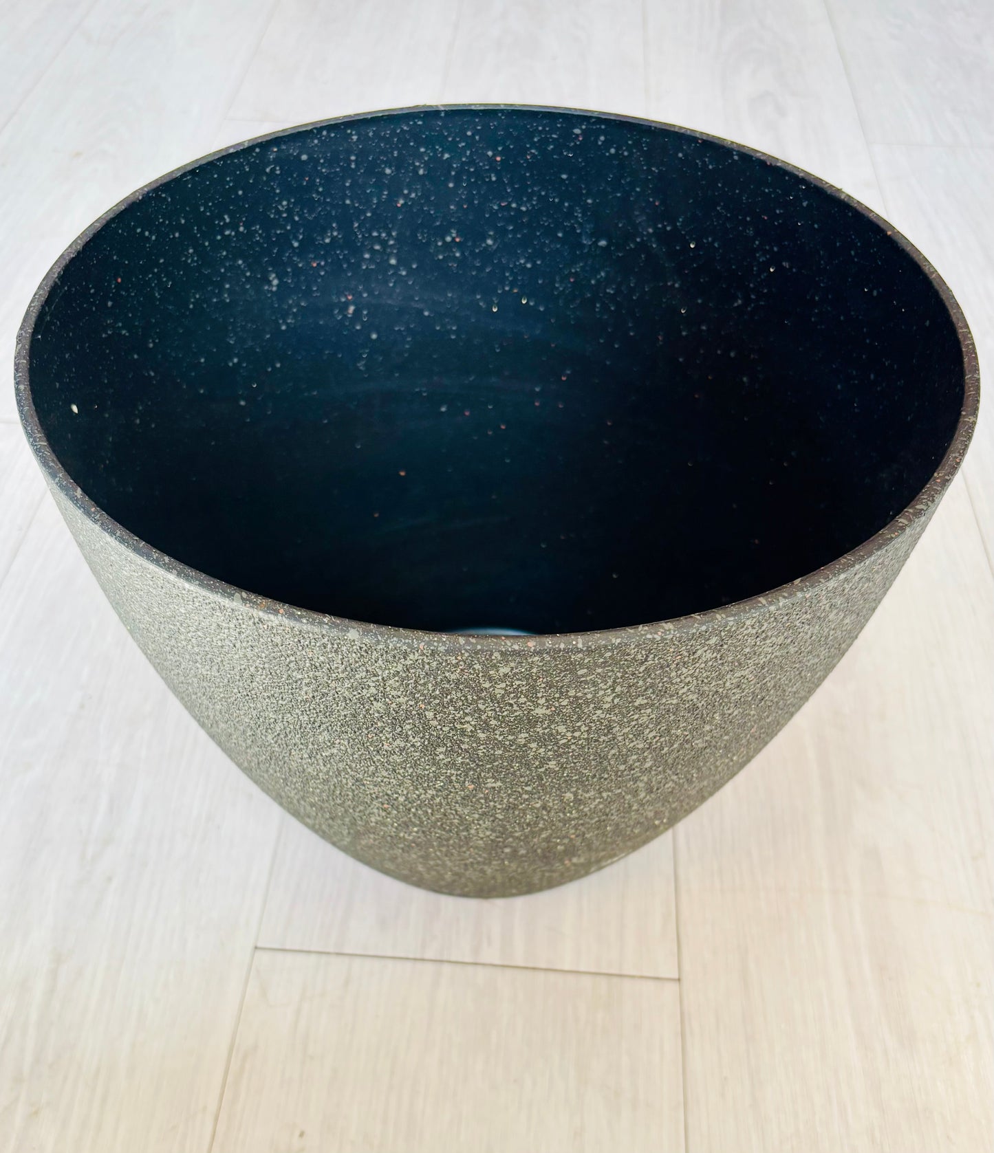 Sofia Planters