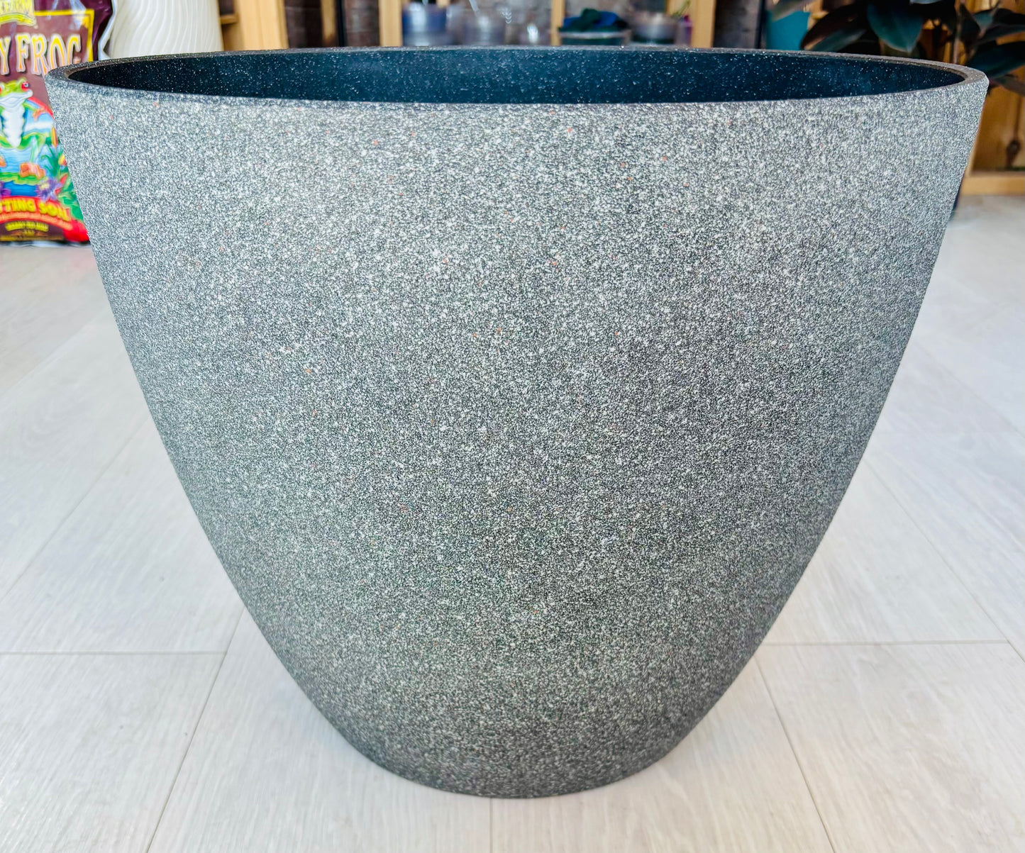 Sofia Planters